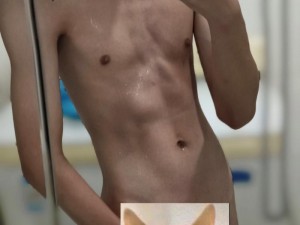 男模男裸体男同猛男 GAY：肌肉型男的别样魅力