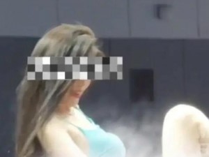 女神高潮喷水正在播放：大尺度私密视频流出